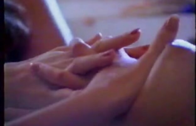 XXX دختر آسیایی به جای فرو بردن آلت تناسلی مرد فیلمهای سینمایی سکسی جدید کوچک در دهان او و با او و اهل تفریح و بازی ، به نظر می رسد که نه هر کس می داند همه چیز در مورد ساک