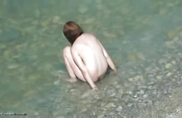 XXX افراد دانلود فیلمهای سکسی هندی جوان در حمام