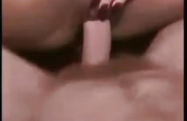 XXX فرفری دوست دارد مکیدن دیک بزرگ سیاه و سفید پخش انلاین فیلمهای سکسی