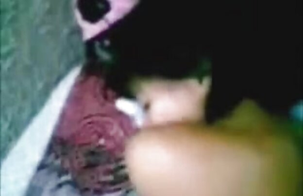 XXX زرق و دانلود فیلمهای سوپر سکسی برق دار زن و شوهر در حمام