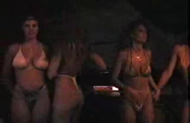 XXX این مرد در زمان خاموش دو دانلود بهترین فیلمهای سکسی جهان سگ و انتظار نیست آنها را به او دمار از روزگارمان درآورد