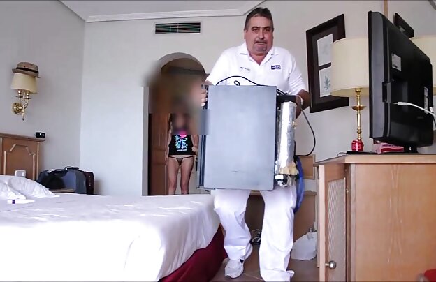 XXX زیبا, سیاه, سرگرم کننده, دانلود رایگان فیلمهای نیمه سکسی از جلو