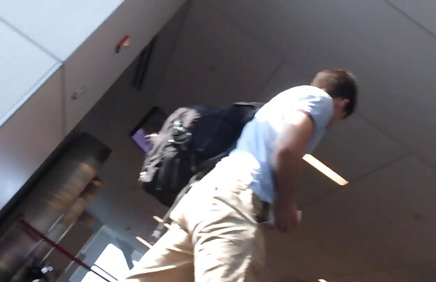 XXX فقط من در بیدمشک دانلود فیلمهای سکسی برازرس او