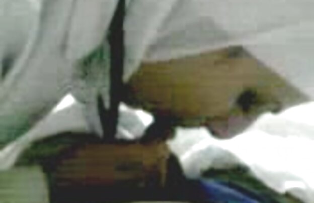 XXX زیبا دانلود فیلمهای سکسی دوجنسه در طبیعت