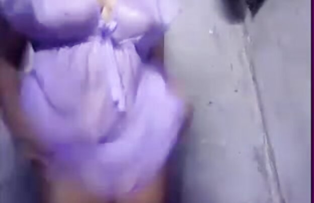 XXX کودک زیبا دختر عمو و دانلود فیلمهای سینمای سکسی خورد دیک خود را