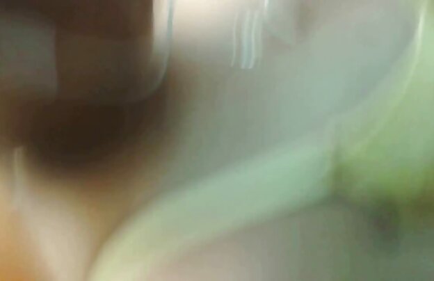 XXX سگ ماده بالغ در جوراب ساق بلند می شود یک تعداد انگشت شماری از اسپرم بر دانلود بهترین فیلمهای سکسی جهان روی صورت خود