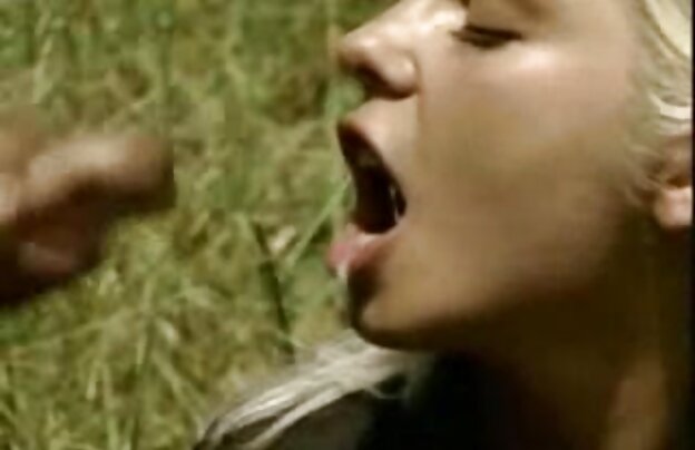 XXX دختر سفید می شود دانلود فیلمهای کوتاه سکسی توسط رپر سیاه