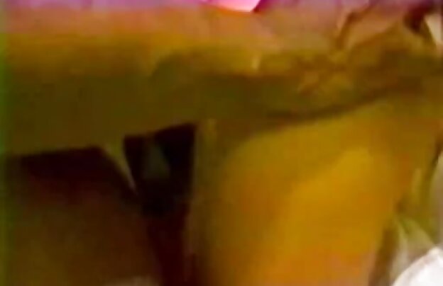 XXX ورزش زیبا است که فقط دیوانه در مورد او باغبان است. او معصوم ارواح. دانلود فیلمهای سکسی سینمایی سپس او رفتار او, شیرین