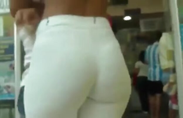 XXX زیبا و شجاعانه تسلیم به یک راننده تاکسی نه یک سرگرمی است که با داشتن رابطه جنسی در ماشین دانلود فیلمهای سکسی دوجنسه