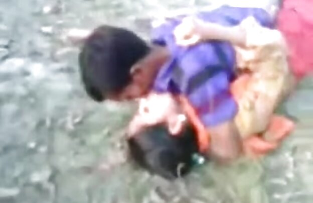 XXX دختر با شوق و ذوق تا به رابطه جنسی فیلمهای کم حجم سکسی در خودرو