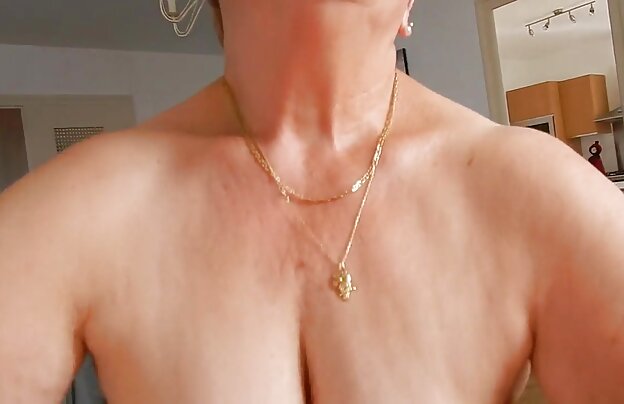 XXX سینه کلان, دانلود فیلمهای کوتاه سکسی پورن مو بور, کار با قلم