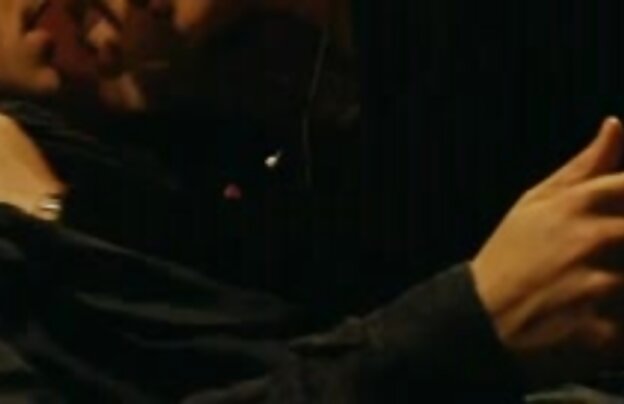 XXX را دوست دارد به جلق فیلمهایسکسیداستانی زدن در خانه