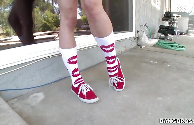 XXX لزبین تلاش بر دانلود فیلمهای سکسی کوتاه روی پوست آلت تناسلی مرد