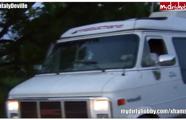 XXX دختر تا به حال هیچ دانلود فیلمهای سکسی خارجی جدید چیز به پرداخت هزینه های تعمیر خودرو, یک جایگزین گنده