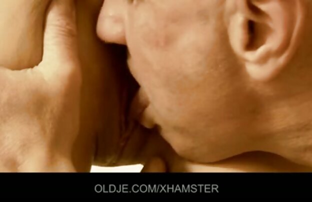 XXX شگفت انگیز ورزش ها کودک روتور الاغ و یک فن بزرگ از سینه در مقابل او دوست پسر و دوست دانلود فیلمهای سینمای سکسی داشتن موی چتری او را در دهان او به طور کامل مرطوب بیدمشک آبدار خود را