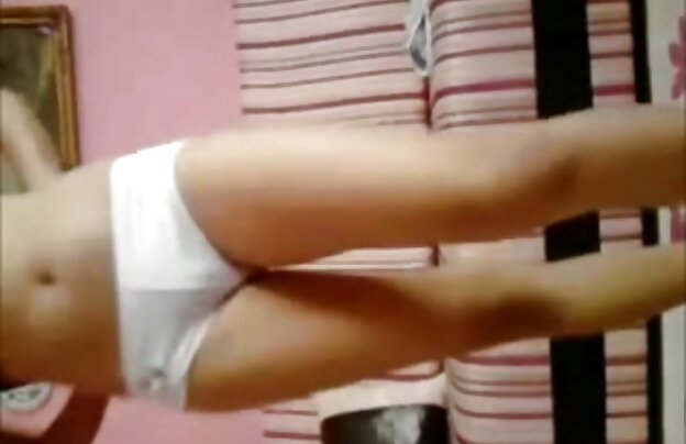 XXX گل افتاب گردان, دانلود فیلمهای کامل سکسی با یک شخص ساده و معصوم زیبا می خواهد دیک در بیدمشک او