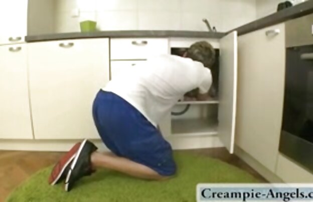 XXX سبزه صرف دانلود فیلمهای سینمایی سکس یک بعد از ظهر یکشنبه در این کشور خانه معشوق مردی که در صبح شروع به اذیت کردن او با فحاشی و به سرعت قرار داده و خوشمزه در او هیجان زده سوراخ