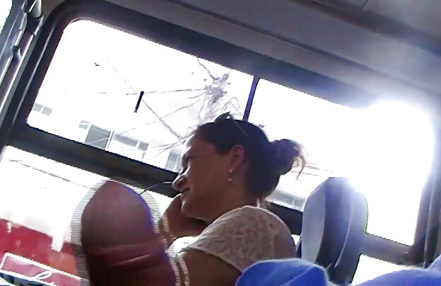 XXX دختر برهنه در فیلمهای سکسی برای دانلود ساحل