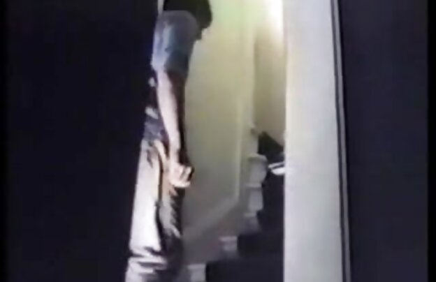 XXX یک زن خانه دار خوب باید صرف در تمام طول روز در آشپزخانه, اما نه طبخ انواع سوپ گوشت و اما آنچه النا همه دانلود رایگان فیلمهای سکسی نشان می دهد