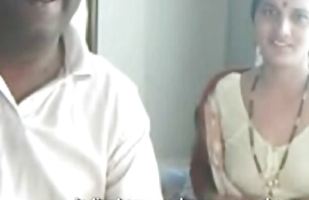 XXX شلخته فیلمهای سکسی بدون سانسور جوان جولیا و بیشتر در مقابل دوربین