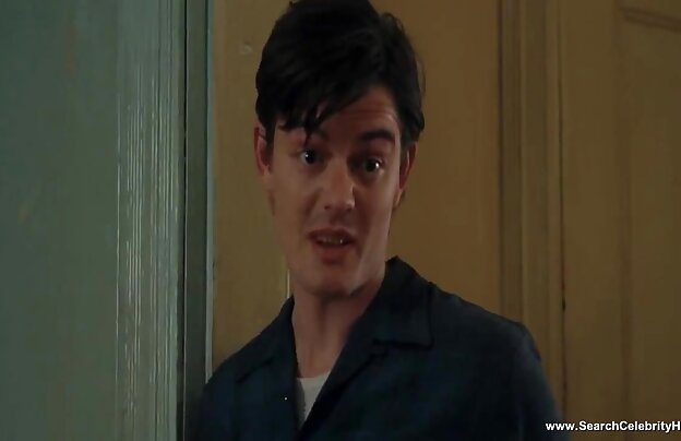 XXX لزبین شگفت انگیز با جوانان بزرگ شیرین پذیری دانلود فیلمهای سینمایی نیمه سکسی