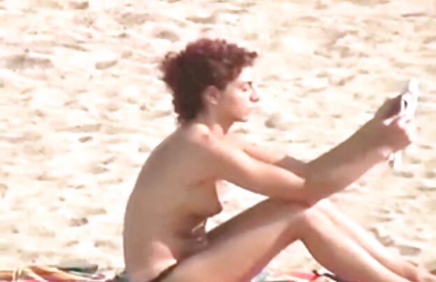 XXX زیبا, پخش انلاین فیلمهای سکسی کیرمصنوعی, پخش كردن