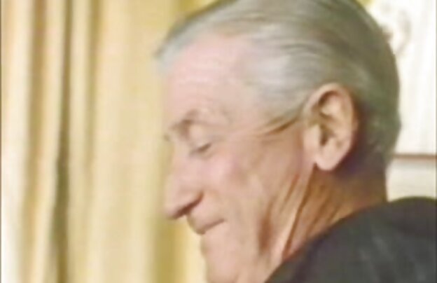 XXX ورزش دانلود فیلمهای سینمایی پورن ورزش در پارک