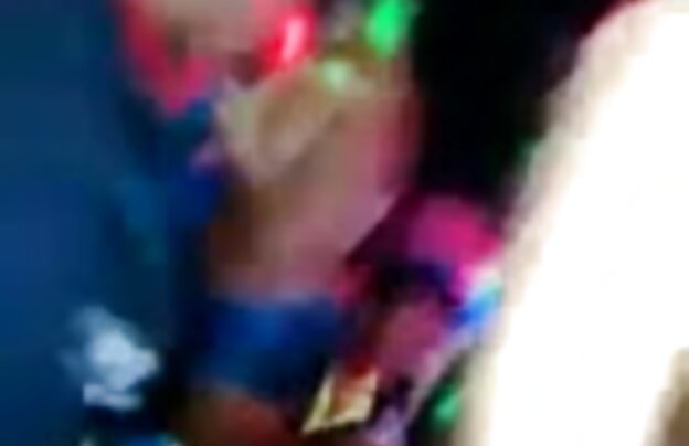 XXX سینه کلان, دخترک معصوم, دانلود فیلمهای سکسی داغ دسته ای کیر مصنوعی پستان گنده