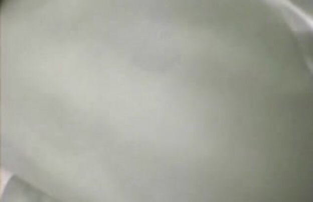 XXX قدیمی, فیلمهایسکسیداستانی داخل حمام, ساله