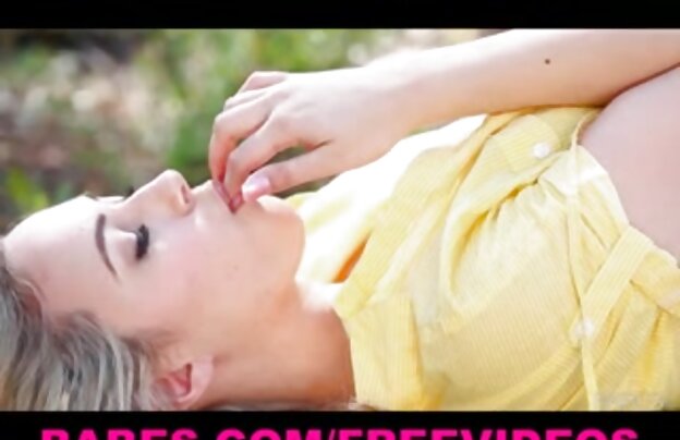 XXX دوست مکیده دیک و من به پایان فیلمهای پورن کم حجم رسید و بلوز