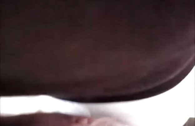 XXX شخص ساده و معصوم شیرین ادرار در محل عمومی دانلود فیلمهای سگسی