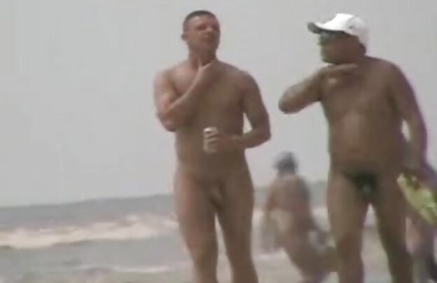 XXX سبزه دانلود فیلمهای سکسی خارجی جدید زرق و برق دار با الاغ سرد استمناء مهبل (واژن)